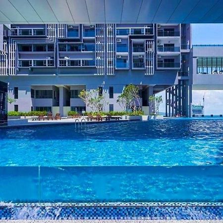 Апартаменты Imperio,Res - Modern -- Luxury -- Seaview Малакка Экстерьер фото